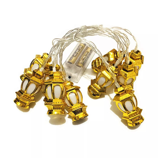 Golden lanterns string lights