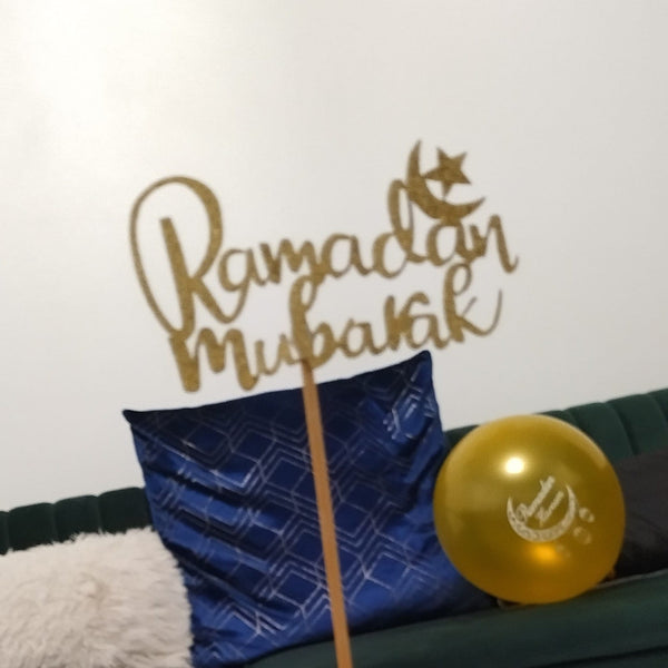 Gold Ramadan Mubarak cupcake toppers 10pk